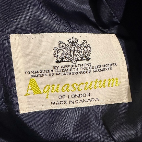 AQUASCUTUM custom tailored vintage blazer. - Picture 5 of 11